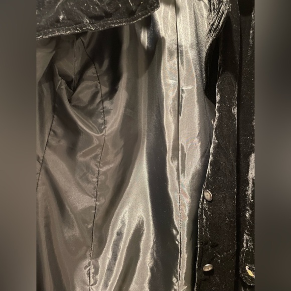 J. Jill Vintage Black  Velvet Velour Embroidered Jacket size L - Picture 4 of 6